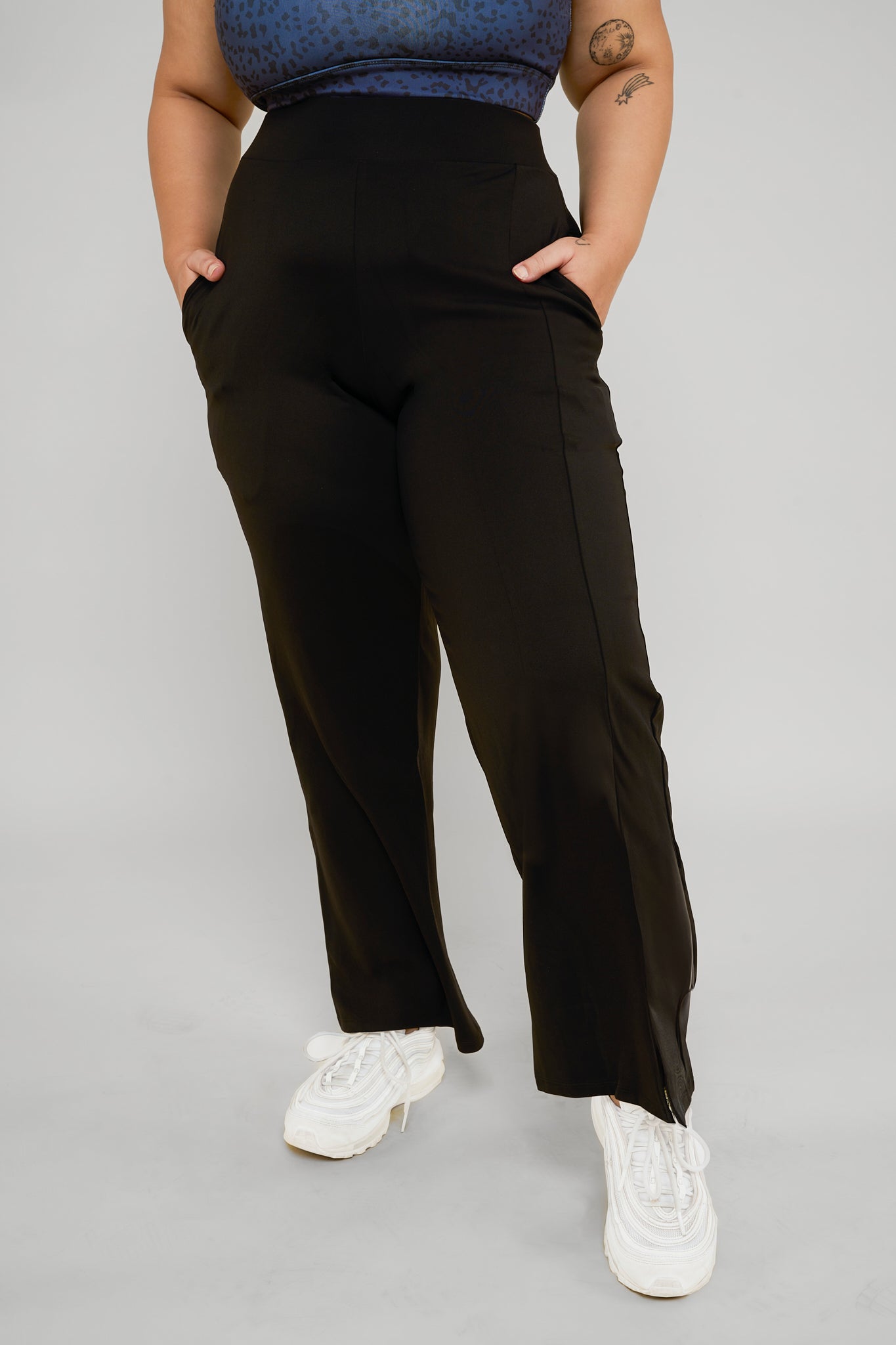 High waisted side slit flare pants with pockets